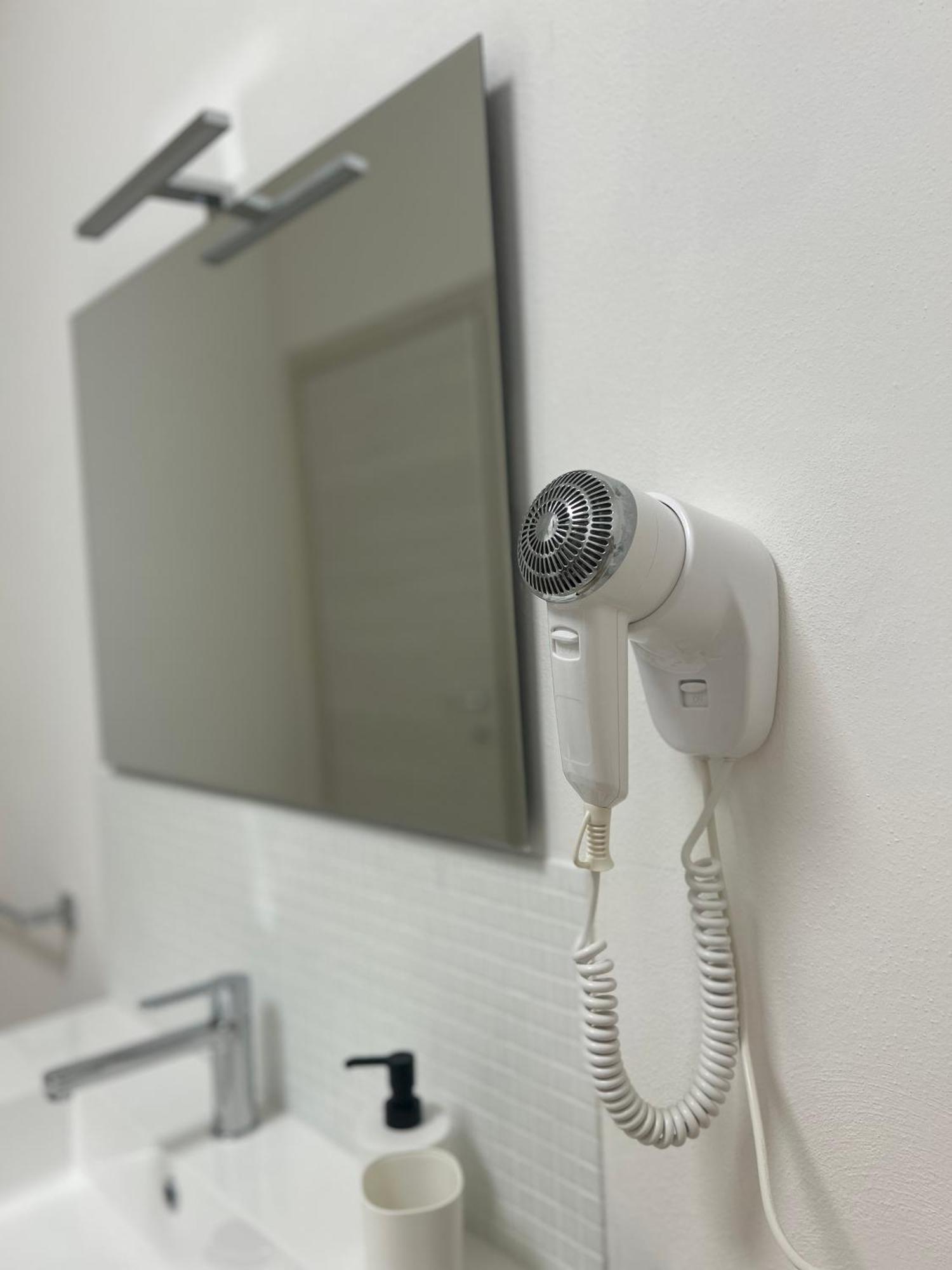 Tezone Seven Apartments ヴェローナ エクステリア 写真